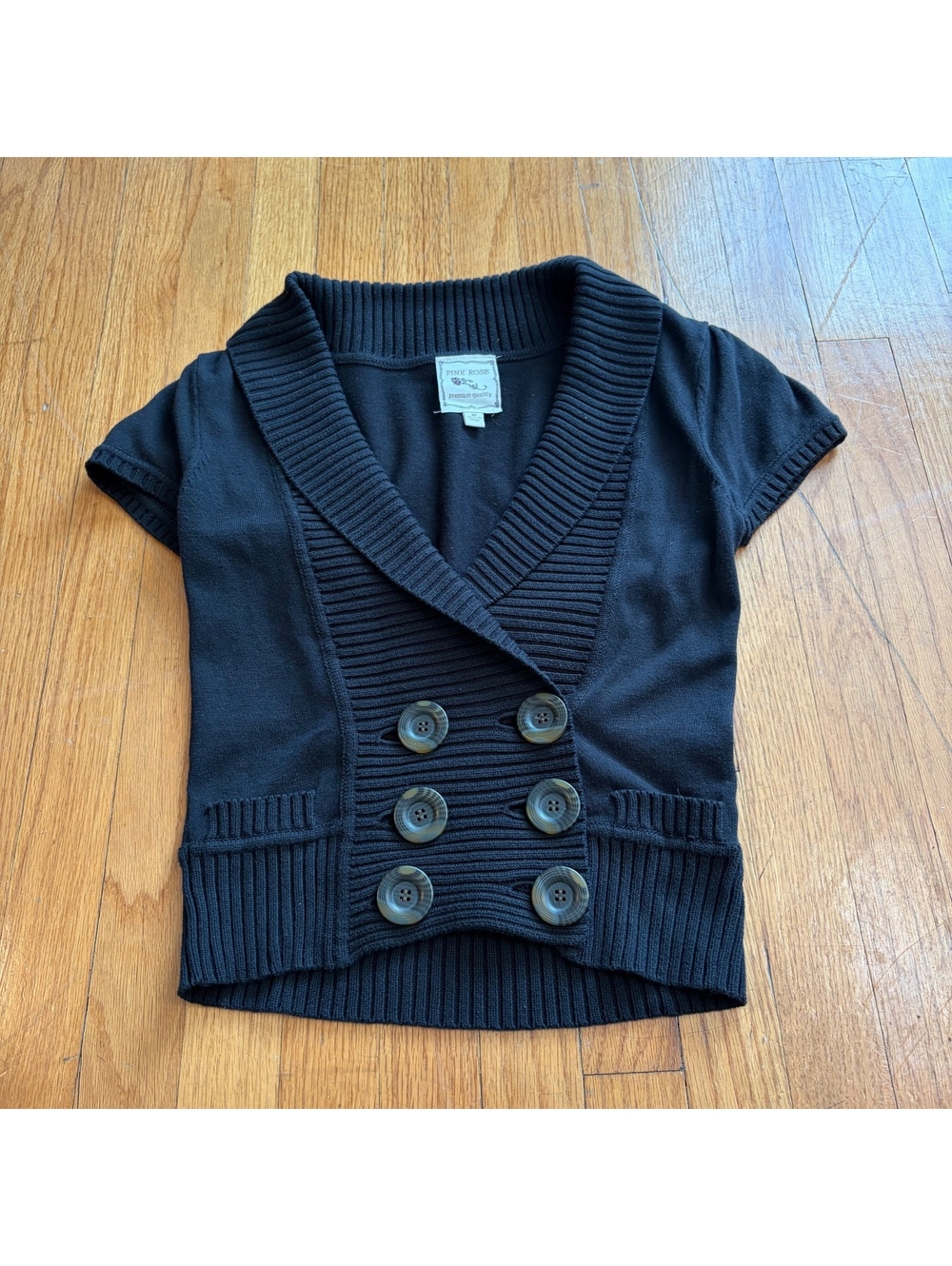 Vintage Y2K whimsical big button fall top